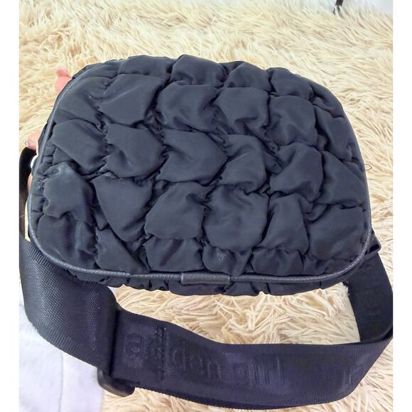 Madden Girl Black Quilted Puffer Belt Bag Crossbody Adjustable Strap - Picture 4 of 7
